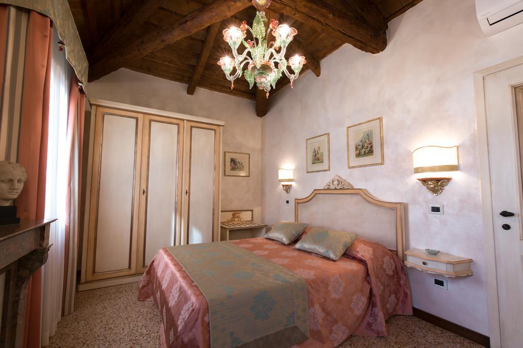 Cà Manzoni Apartment with Terrace Venise Extérieur photo