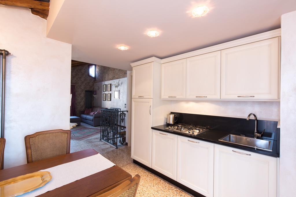 Cà Manzoni Apartment with Terrace Venise Extérieur photo